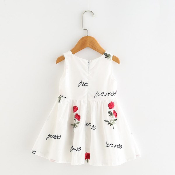 HIT Aktuális gyerekruha különböző felhasználási lehetőségekkel, többféle színben