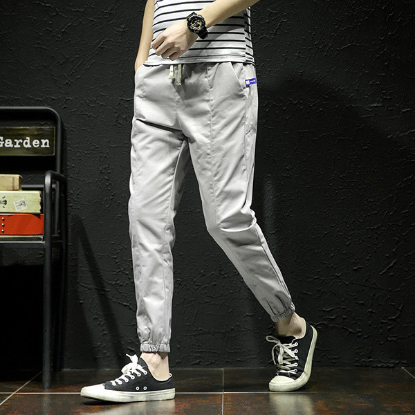 Férfi sport- és alkalmi nadrág két színben nyakkendővel