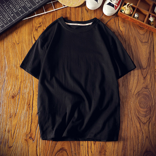 Alkalmi férfi póló fehér és fekete színben