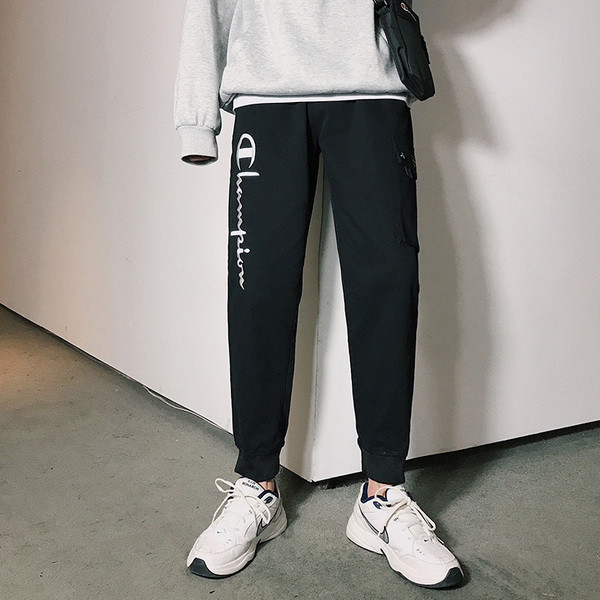 Modern férfi sportnadrág két színben felirattal