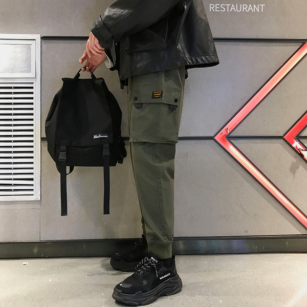 Modern férfi sportnadrág két színben felirattal