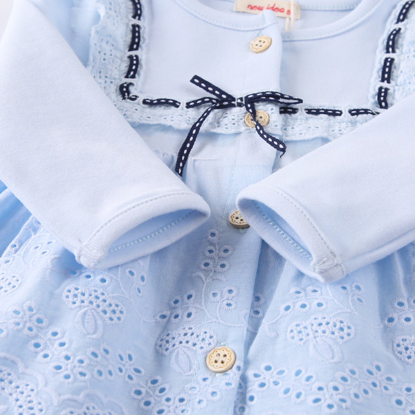 Modern, kék színű, hosszú ujjú lányruha