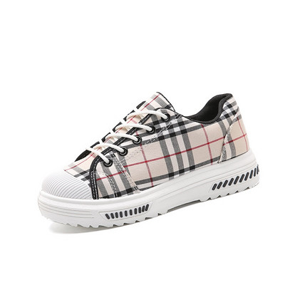 Stílusos női cipő fűzővel, két színben