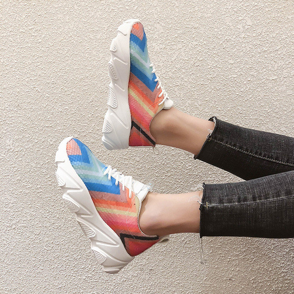 Modern női tornacipő két színű mintával