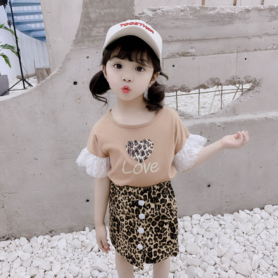 Gyerekkészlet lányoknak leopárdmintás szoknyával és pólóval több színben