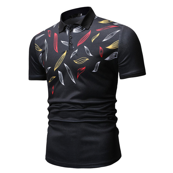 Férfi póló gallérral és színes nyomattal fekete és kék színben