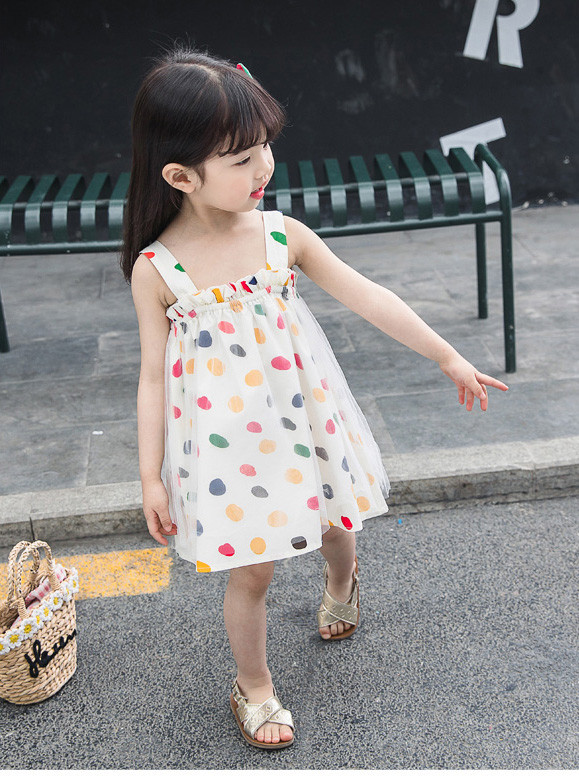 Modern gyerekruha szabású tüll modell