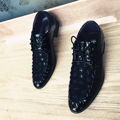 Pantofi formali pentru bărbați în negru cu șireturi