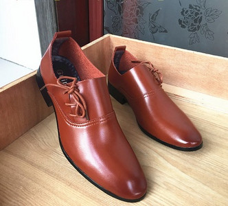 Κομψά υποδήματα ανδρικά σε τρία χρώματα με δεσμούς