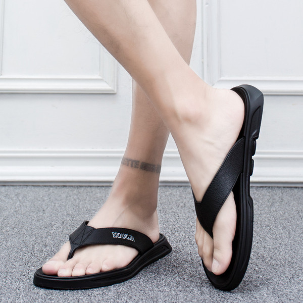 Μοντέρνα αντρικές  παντόφλες σε τρία χρώματα με επιγραφή