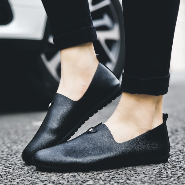 Mocasini moderni pentru barbati din piele ecologica in mai multe culori