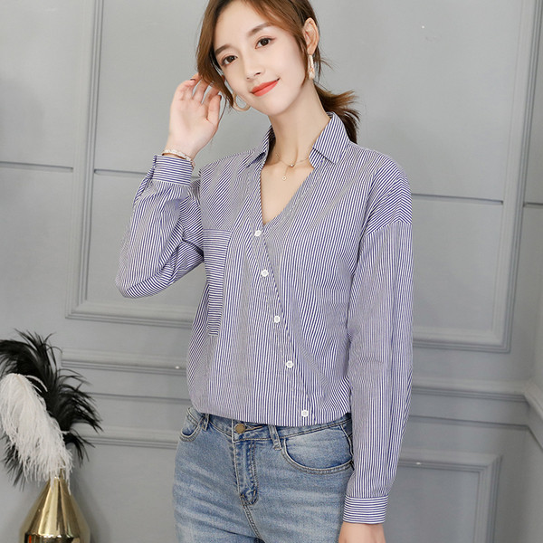 Cămașă de damă în dungi model NOU modern cu închidere asimetrică în negru și albastru