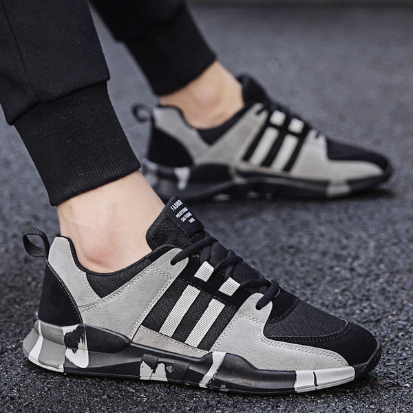 Modern férfi tornacipő fekete-fehér fűzővel