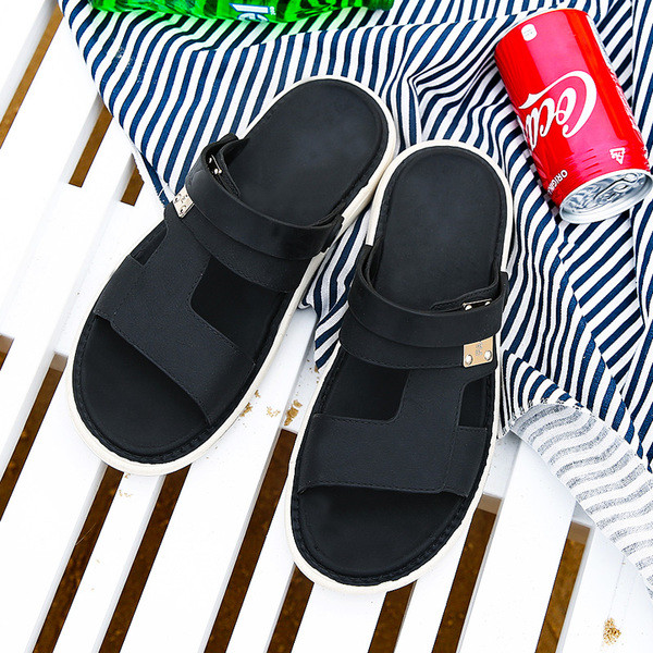 Sandale barbatesti actuale in mai multe culori