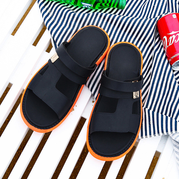 Sandale barbatesti actuale in mai multe culori