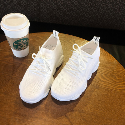 Ανοιξιάτικα γυναικεία παπούτσια σε μαύρο, λευκό και ροζ χρώματα