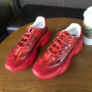 Modern női tornacipő fényes hatással három színben