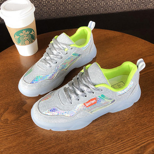 Νέο μοντέλο γυναικεία παπούτσια σε δύο χρώματα