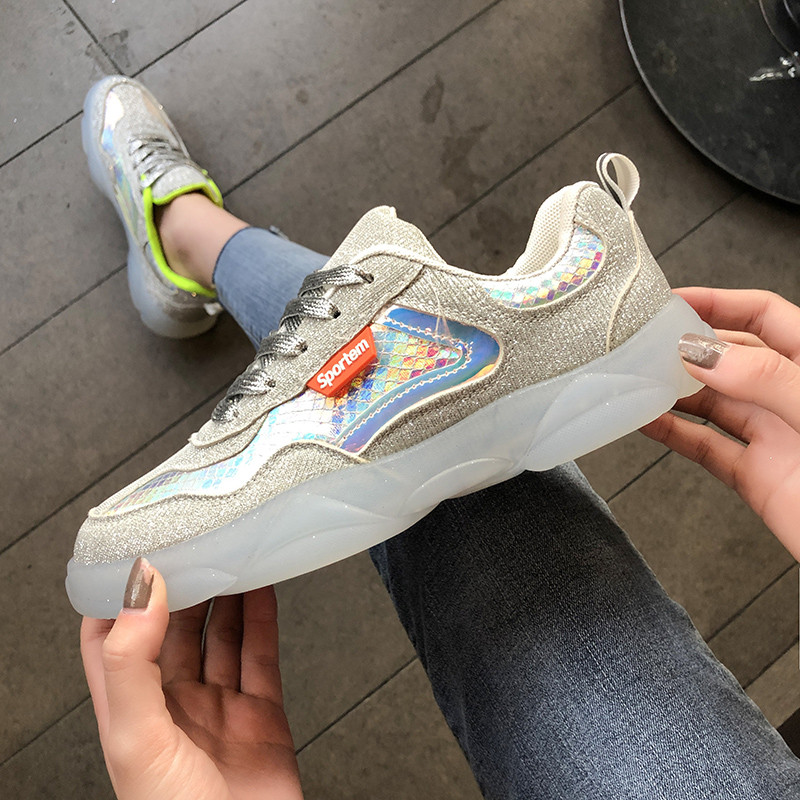 Νέο μοντέλο γυναικεία παπούτσια σε δύο χρώματα