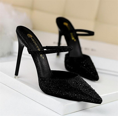 Papuci de dama moderni cu toc in mai multe culori cu pietre