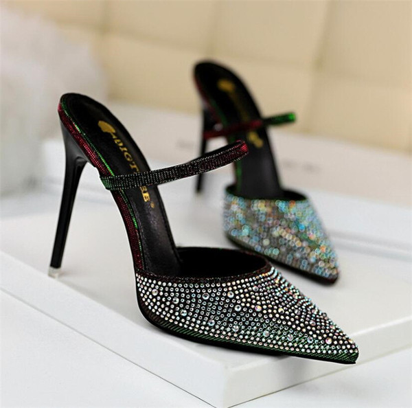 Papuci de dama moderni cu toc in mai multe culori cu pietre