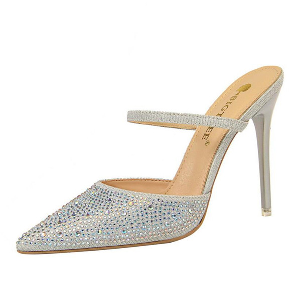 Papuci de dama moderni cu toc in mai multe culori cu pietre