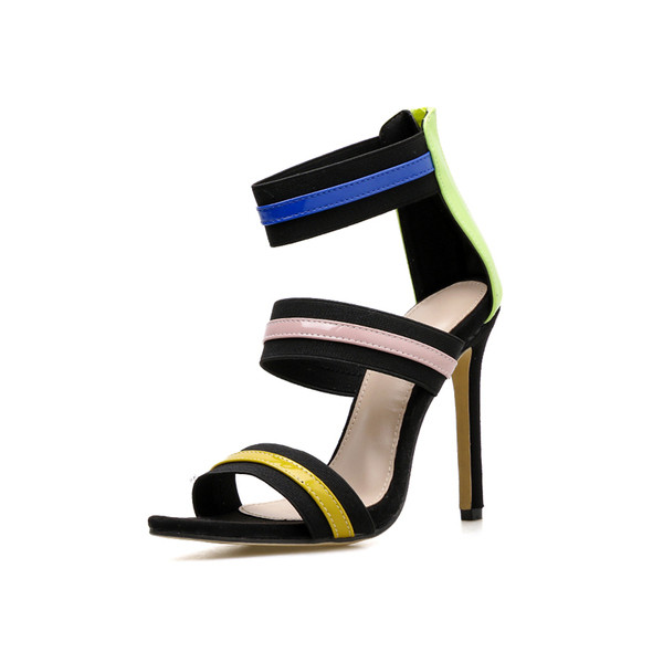 Model nou de pantofi de dama cu toc in negru cu bretele colorate