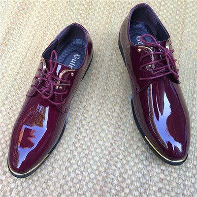 Pantofi eleganti pentru barbati in doua culori cu sireturi