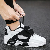 Αθλητικά αθλητικά παπούτσια με κορδόνια σε μαύρο,άσπρο και κόκκινο χρώμα