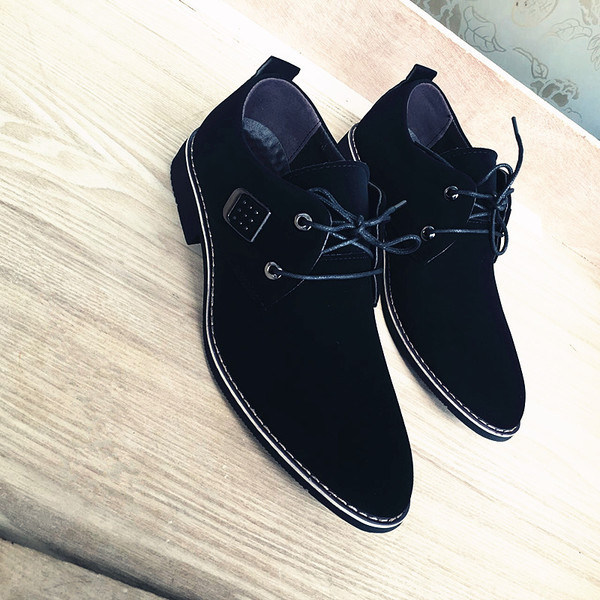 Férfi alkalmi cipő fekete színben öko velúrból