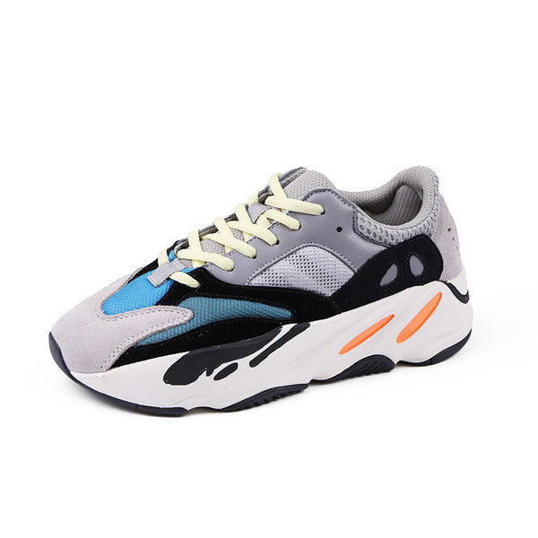 Γυναικεία αθλητικά παπούτσια με ψηλή πλατφόρμα 