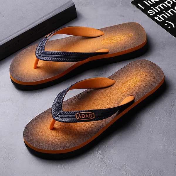 Aktuális férfi papucs három színben, emblémával