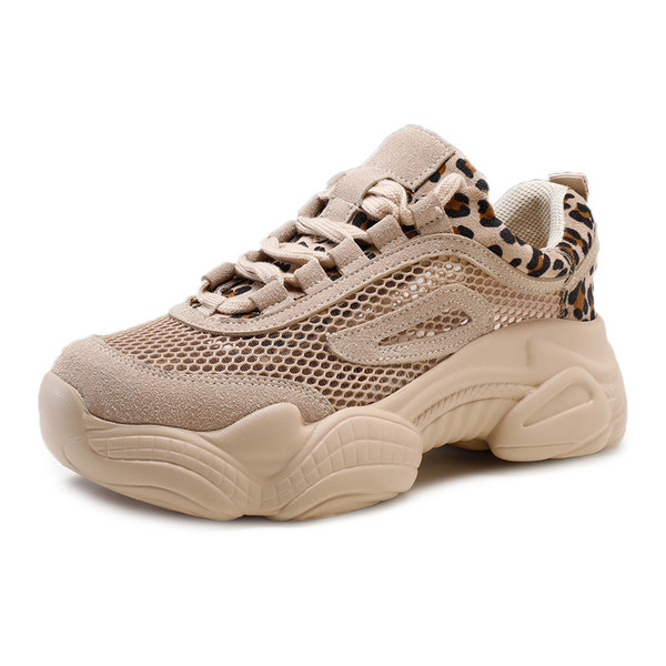 HIT Modern női tornacipő bézs színben, leopárd mintával