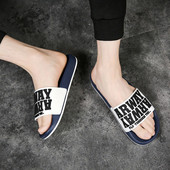 Μοντέρνα ανδιρικές παντόφλες σε τέσσερα χρώματα με επιγραφές