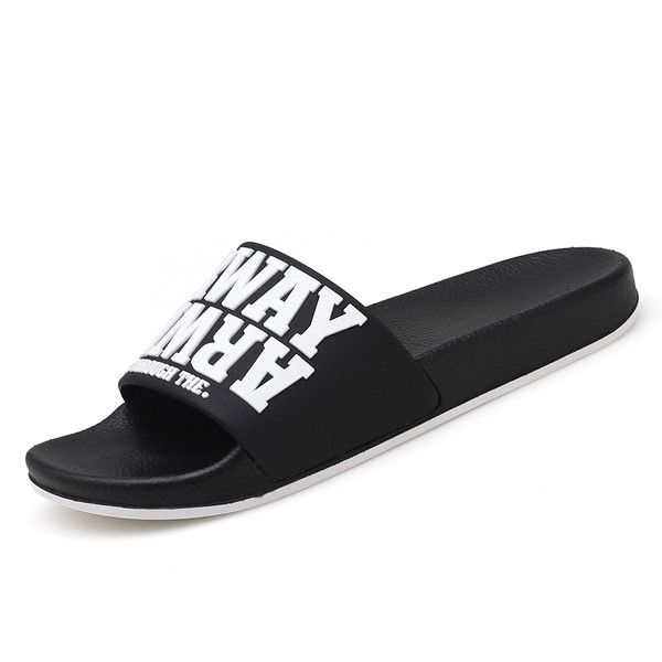 Μοντέρνα ανδιρικές παντόφλες σε τέσσερα χρώματα με επιγραφές