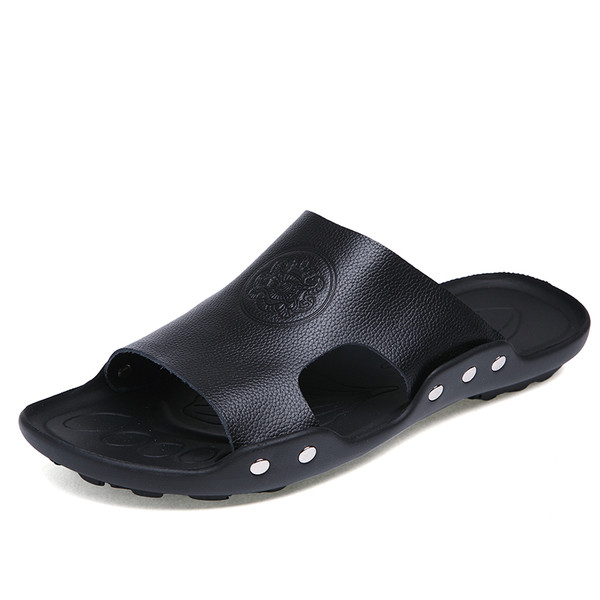 Öko bőrből készült modern férfi papucs négy színben