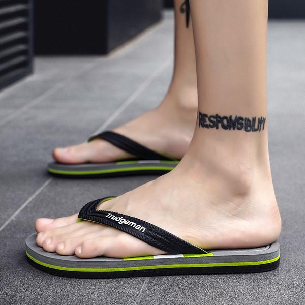 Papuci de vară pentru bărbați în trei culori cu inscripții