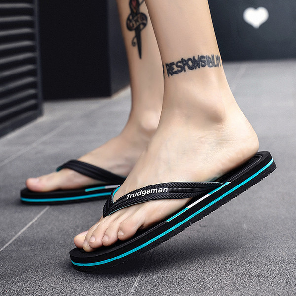 Papuci de vară pentru bărbați în trei culori cu inscripții