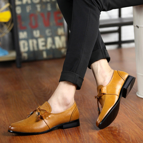 Κομψά ανδρικά μοκασίνια σε τρία χρώματα