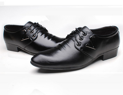 Ανδρικά υποδήματα από έκο δέρμα με μεταλλικό στοιχείο