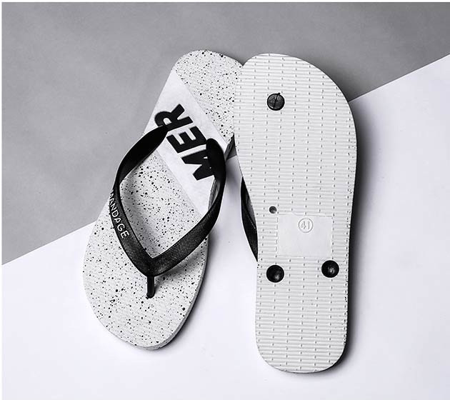 Casual ανδρικέςπαντόφλες σε δύο χρώματα με επιγραφή