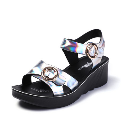 ÚJ kényelmes női szandál 4 cm-es talppal, két színben