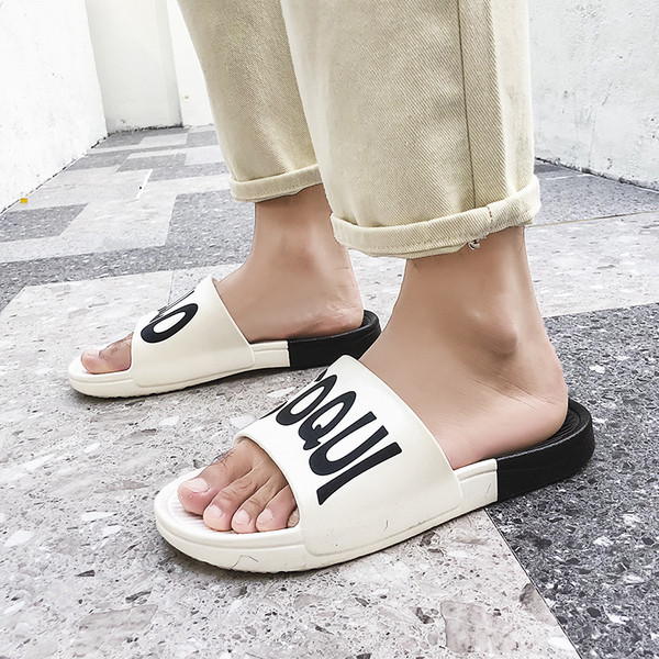 Ανδρικές  παντόφλες με επιγραφές