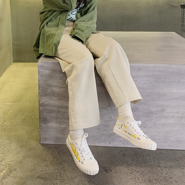 Női sport és alkalmi tornacipő színes mintával két színben