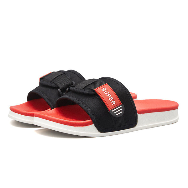 Papuci actuali pentru bărbați în negru și roșu cu emblemă