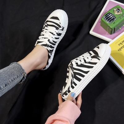 Ανδρικά αθλητικά πάνινα παπούτσια σε μαύρο και άσπρο χρώμα - δύο μοντέλα