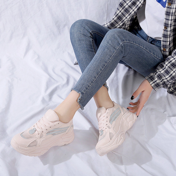 Ανδρικά ανοιξιάτικα πάνινα παπούτσια σε ροζ και μπεζ χρώμα