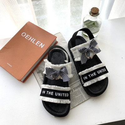 Καθημερινά γυναικεία σανδάλια με 3D στοιχεία σε τέσσερα χρώματα