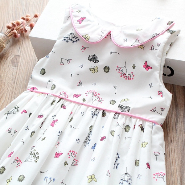 Kivágott fehér gyerekruha lányoknak