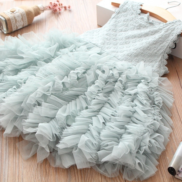 Modern fehér tüll gyerekruha lányoknak